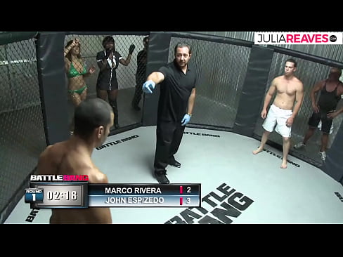 ❤️ Ultimate Fighter fucks a nọmba girl ozugbo a ọgụ na mgbanaka Mmekọahụ